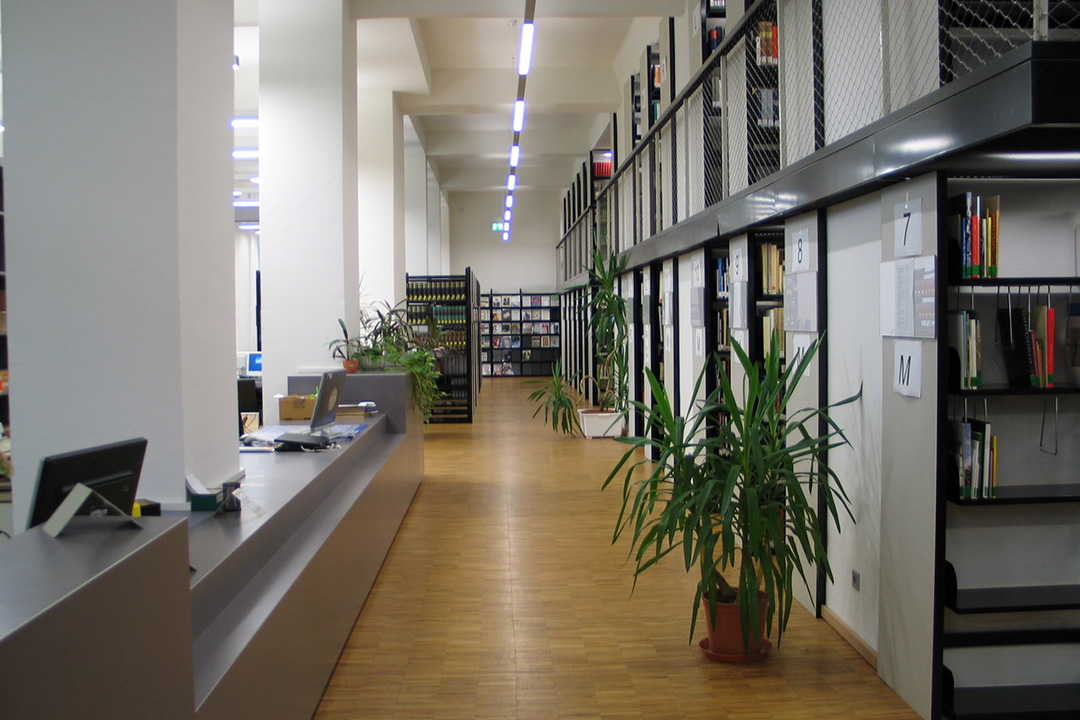 Regal Consult und Handel GmbH - Berlin | Referenzen (Bibliothek): Bibliothek der Hochschule der bildenden Künste - Dresden